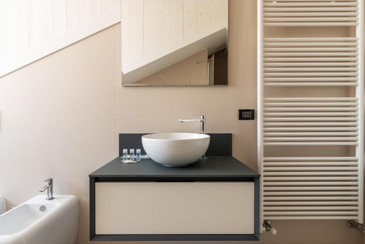 Easyhomes - Brera Luxury Suites Mailand Exterior foto